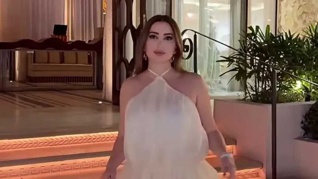 نسرين طافش تخطف الأنظار بإطلالة كاجوال أنيقة على إنستجرام