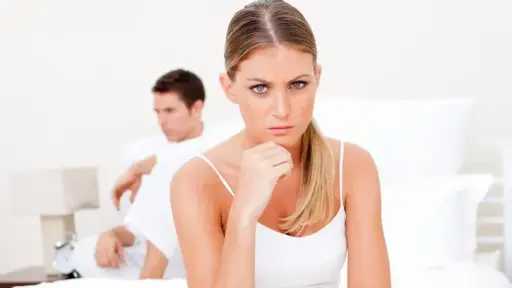 أريد علاقة حميمية أكثر قوة وزوجي يميل للهدوء فكيف نلتقي في المنتصف؟ أريد علاقة حميمية أكثر قوة وزوجي يميل للهدوء فكيف نلتقي في المنتصف؟