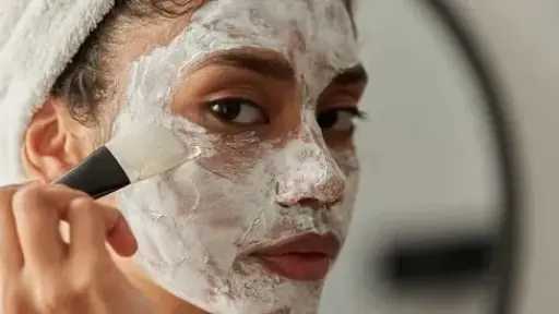 وصفات طبيعية فعّالة لحماية البشرة من تأثيرات تقلبات الطقس