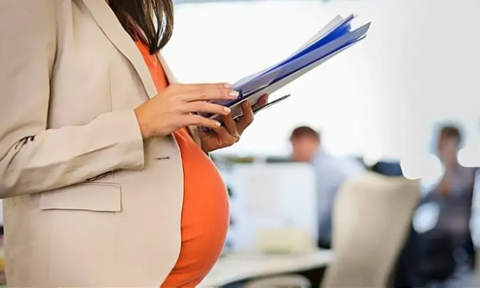  المرأة العاملة