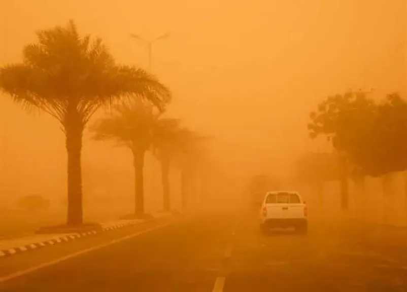 استعد لعاصفة ليبيا: خريطة المناطق المتأثرة ونصائح للمواطنين