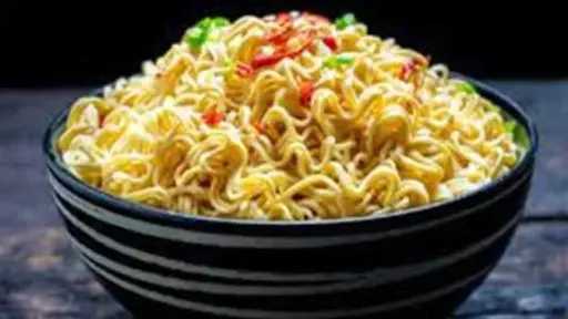 طريقة منزلية صحية لتحضير الإندومي باستخدام المكرونة الإسباجتي