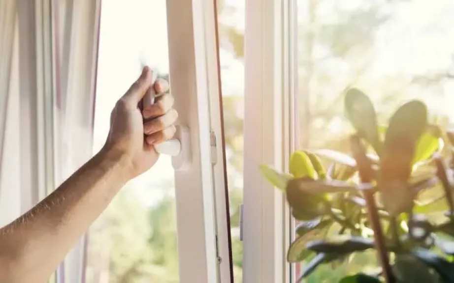 تحذيرات من مخاطر كيميائية خفية تهدد صحة الأسر داخل المنازل