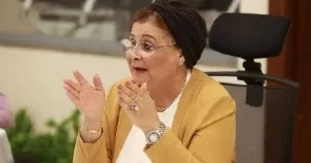 خفض معدل الولادات القيصرية.. إجراءات حازمة وإنذارات للمخالفين