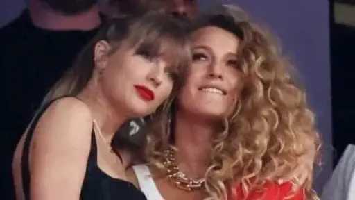 بليك ليفلي واثقة من دعوة زفاف تايلور سويفت رغم غياب التفاصيل الرسمية