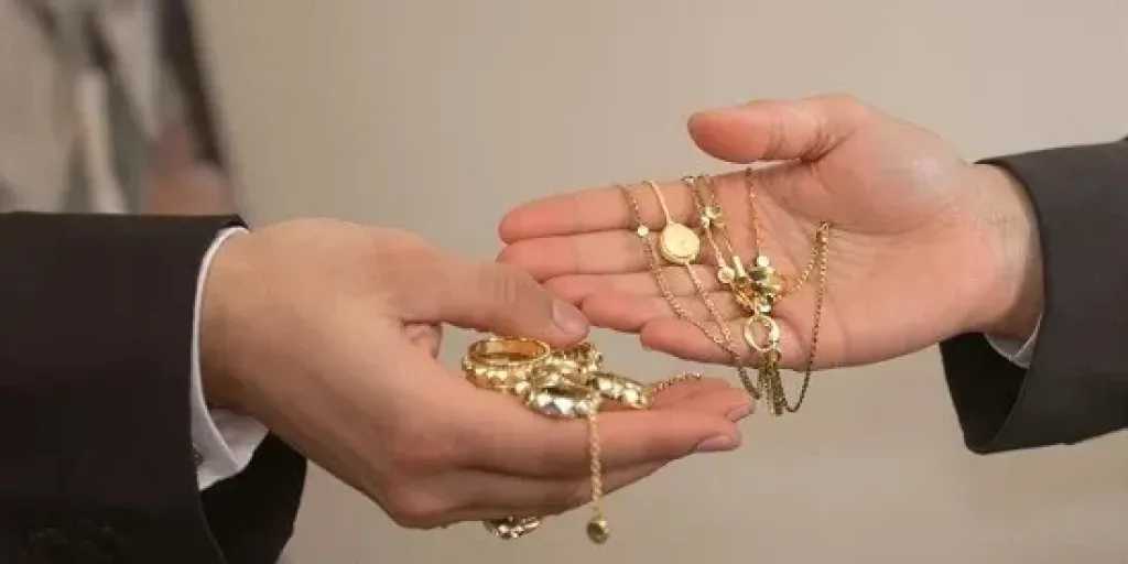 نصائح هامة لبيع المجوهرات المستعملة بأفضل سعر