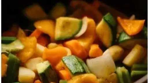 الكوسة والجزر.. الخيار الأمثل لوجبات الدايت الصحية مع وصفات سهلة