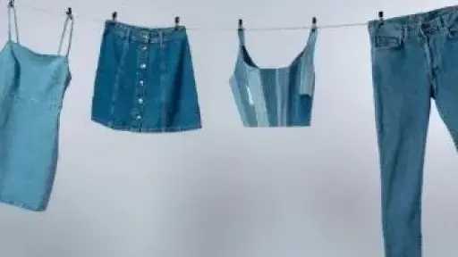 إعادة تدوير الملابس.. من خزانة قديمة إلى إطلالة عصرية ومستدامة