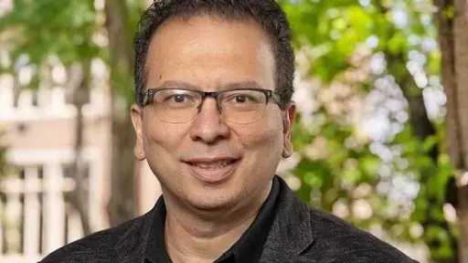 د. أحمد عبد ربه يكتب: العلم والخرافة والعوضي