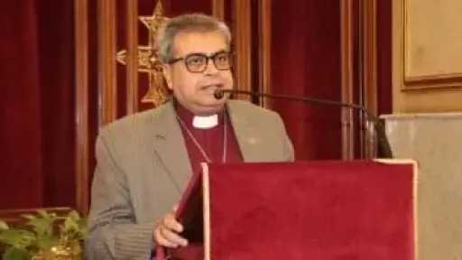 إغلاق ملف رسامة المرأة قسيسة مؤقتًا داخل «سينودس النيل الإنجيلي» بعد تصويت بالأغلبية