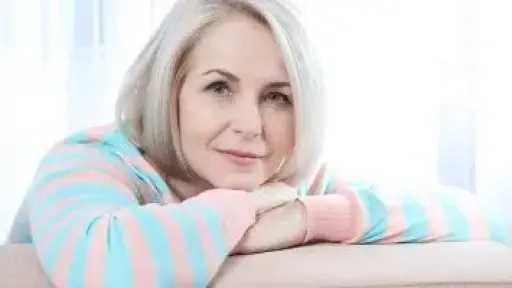 تغذية المرأة بعد الخمسين.. مفتاح لصحة أفضل وحياة أكثر نشاطًا