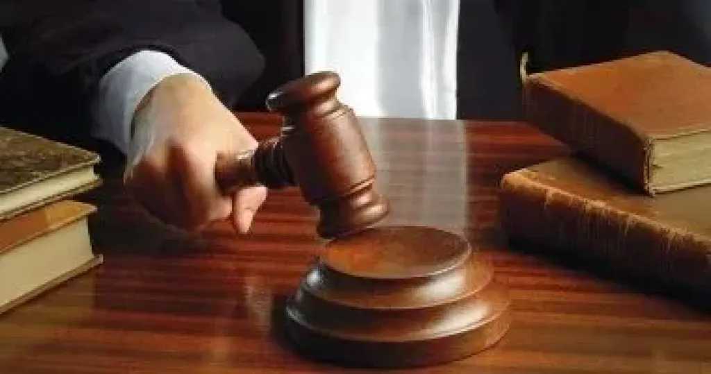 تأجيل محاكمة سيدة متهمة بقتل أطفالها الثلاثة إلى 11 مايو