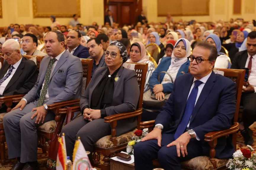 المجلس القومي للمرأة يشيد بدور الممرضة المصرية ويؤكد دعمه لتطوير بيئة العمل