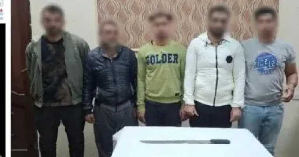 جريمة بشـ ـعة تهز البحيرة..  اقتحام دامي لمنزل أسرة وإصابات خطيرة بسبب خلافات الجيرة