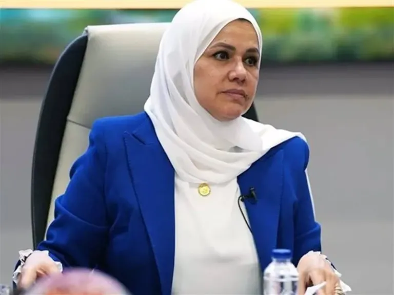 رشا عبدالعال