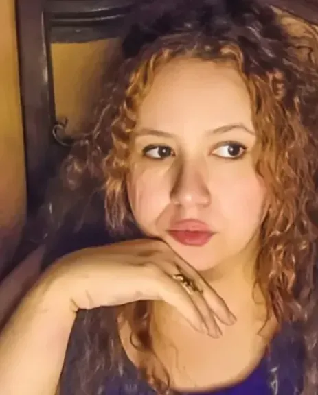 سارة عبد العزيز