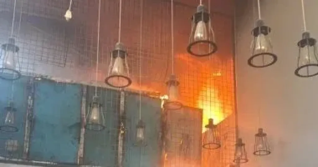 الحادث 