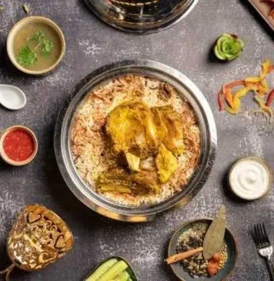 المندي.. الطبق العربي الشهير يتألق على موائد العزائم والمناسبات