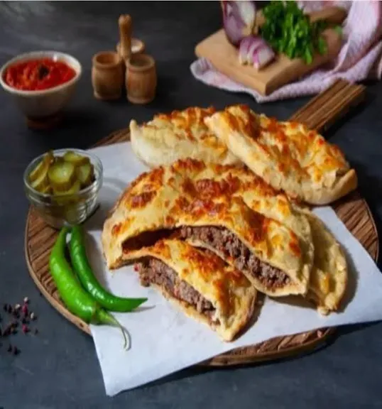حواوشي السجق البلدي