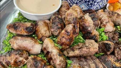 الطرب.. طبق شعبي يتألق بنكهاته المميزة وسهولة تحضيره الطرب.. طبق شعبي يتألق بنكهاته المميزة وسهولة تحضيره