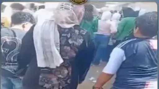 القليوبية.. التفاصيل الكاملة لضبط أم قيدت نجلها بسلسلة حديدية أثناء ذهابه للمدرسة القليوبية.. التفاصيل الكاملة لضبط أم قيدت نجلها بسلسلة حديدية أثناء ذهابه للمدرسة