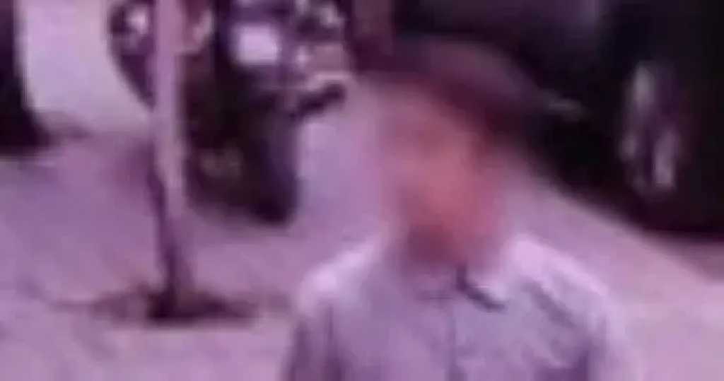 مستشفى أمراض عقلية يحسم لغز ”فيديو اعتداء الزيتون”.. والأمن يسترد الهاتف من ”الأم”