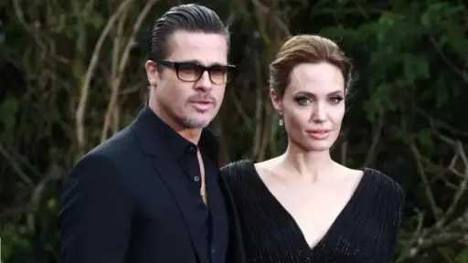 إينيس دي رامون.. المرأة التي أعادت الهدوء إلى حياة براد بيت دون... إينيس دي رامون.. المرأة التي أعادت الهدوء إلى حياة براد بيت دون الحاجة للزواج