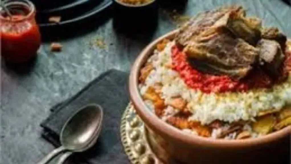 الفتة المصرية في عيد الأضحى.. كيف تستمتع بها دون الشعور بالتخمة؟