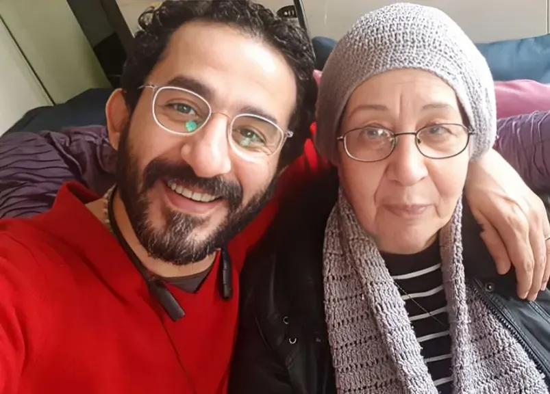 والدة أحمد حلمي