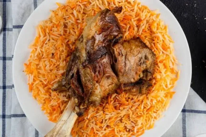 المندي باللحم