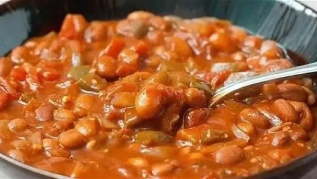 الفول بالطماطم