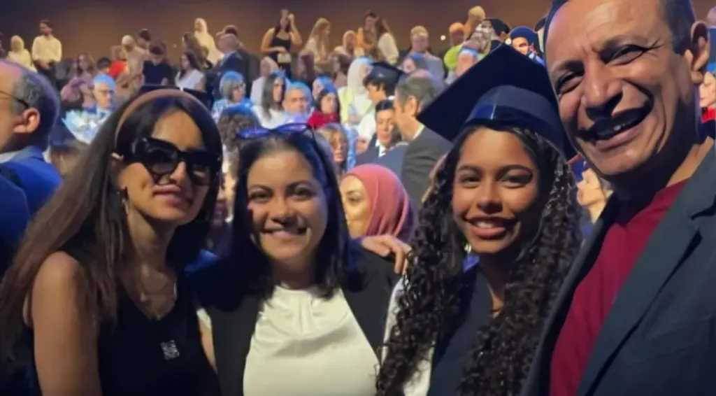 وسط أجواء عائلية مؤثرة.. ابنة شيرين عبد الوهاب تحتفل بالتخرج بحضور والدها وزينة