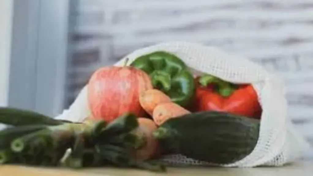 لربات البيوت.. ارتفاع درجات الحرارة يزيد مخاطر فساد الطعام والتسمم الغذائي خلال الصيف