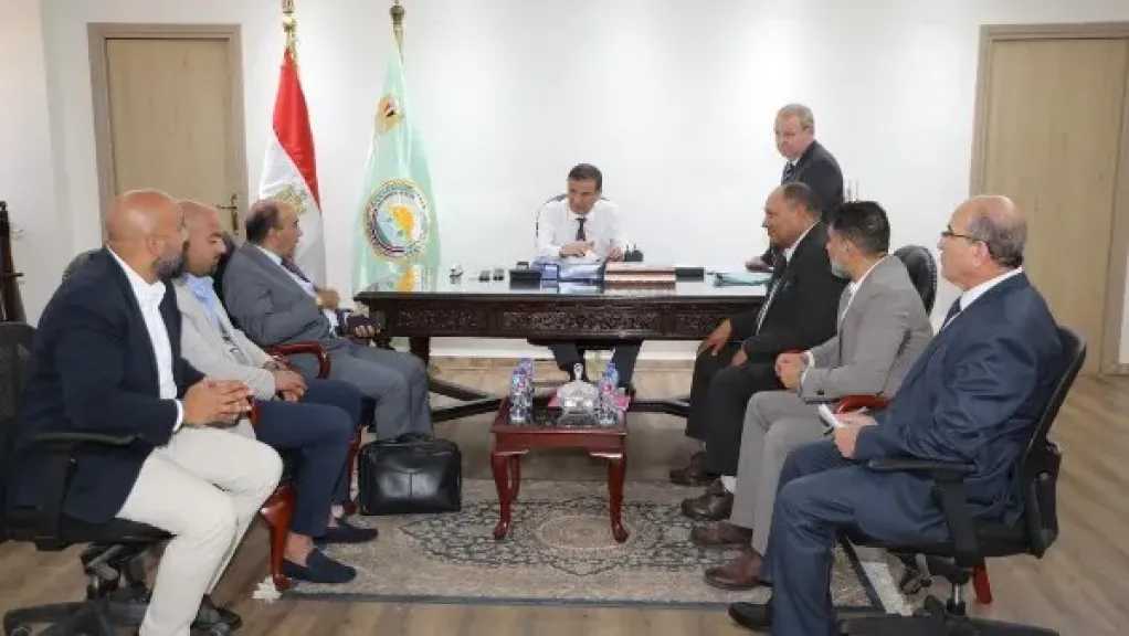 هيغلي تاني.. وزير الزراعة يناقش استراتيجيات لدعم قطاع بيض المائدة