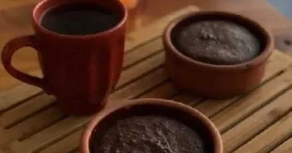 كيكة الشوكولاتة في الأكواب.. وصفة سهلة وسريعة لعشاق الحلوى