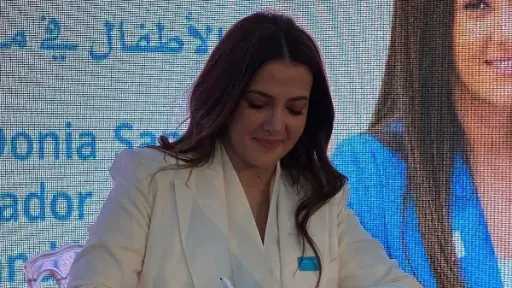 سر بكاء دنيا سمير غانم في احتفالية يونيسف ورسالتها لسمير غانم ودلال... سر بكاء دنيا سمير غانم في احتفالية يونيسف ورسالتها لسمير غانم ودلال عبد العزيز