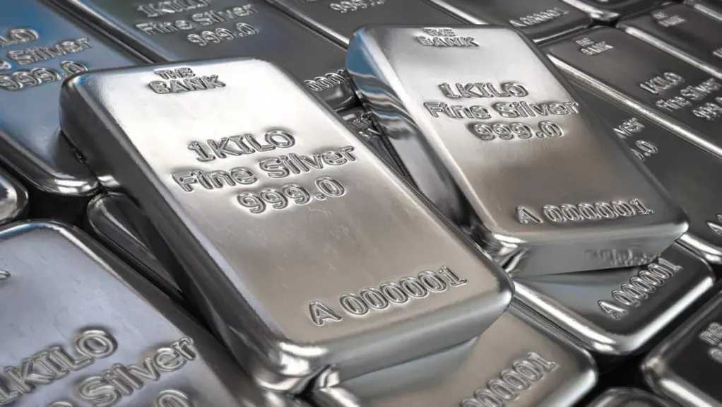 أسعار الفضة اليوم في مصر: عيار 999 يفقد جنيهين والأسواق تترقب الفيدرالي