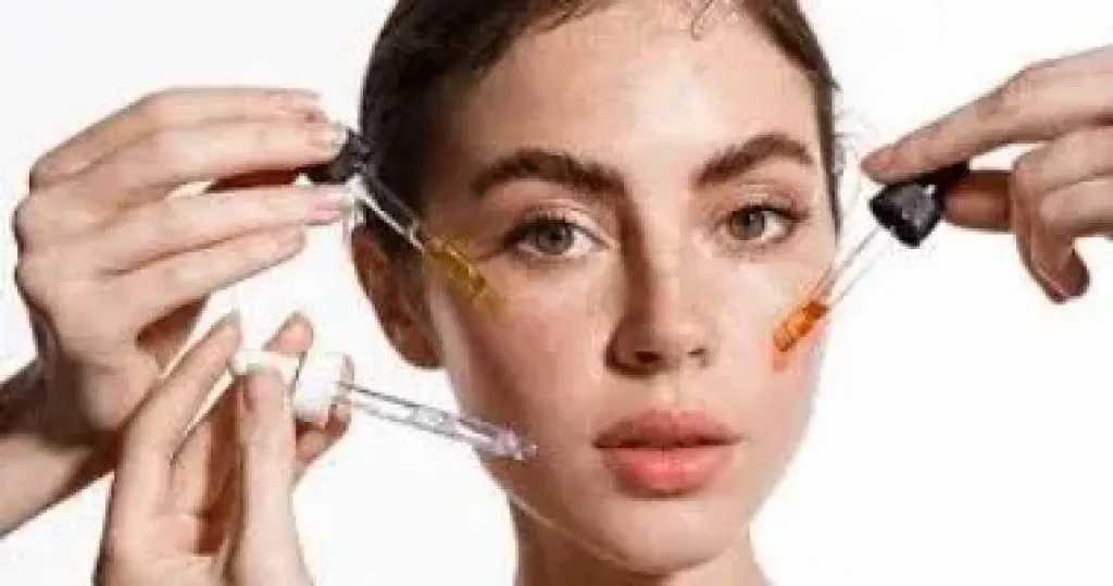 6 مكونات ذهبية لمحاربة علامات الشيخوخة واستعادة نضارة البشرة