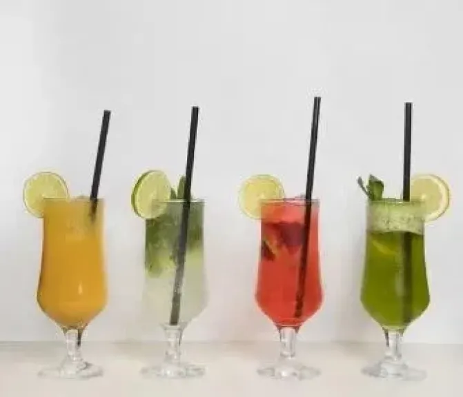 العصائر الطبيعية