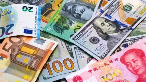 هدوء يسيطر على سوق الصرف.. أسعار العملات الأجنبية والعربية تستقر أمام الجنيه... هدوء يسيطر على سوق الصرف.. أسعار العملات الأجنبية والعربية تستقر أمام الجنيه المصري اليوم