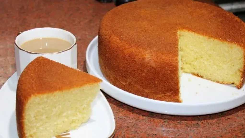 طريقة عمل الكيكة الإسفنجية بخطوات بسيطة للفطور