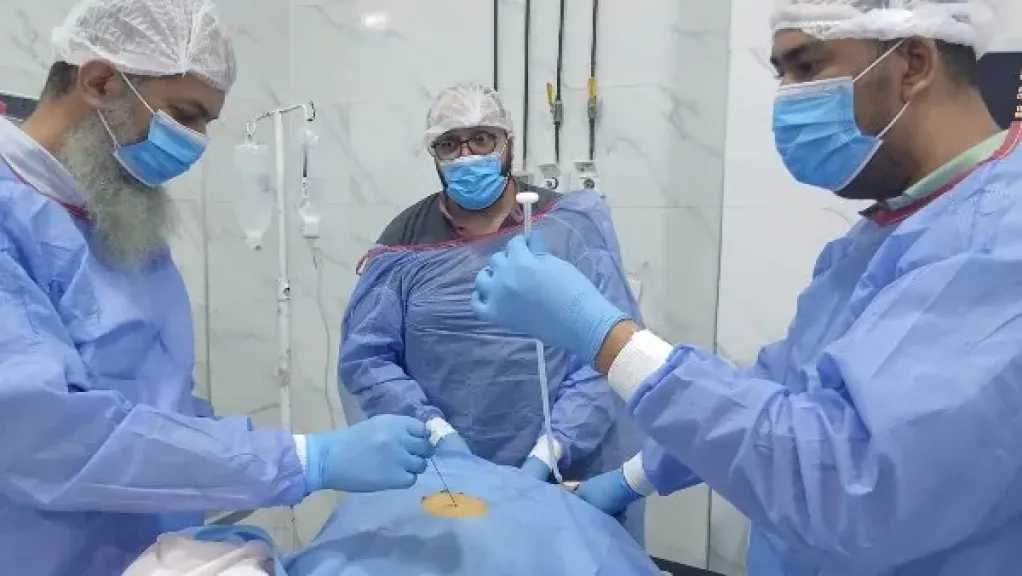 نجاح أول عملية تركيب أنبوبة تغذية معدية بالمنظار لسيدة في مستشفى فاقوس المركزي