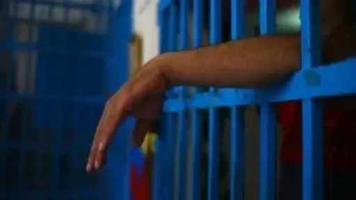 ضبط سيدة وشقيقها وأحد أقاربها لاعتدائهم على زوجها واختلاسه متعلقاته بأكتوبر ضبط سيدة وشقيقها وأحد أقاربها لاعتدائهم على زوجها واختلاسه متعلقاته بأكتوبر