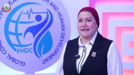 سحر السنباطي: رعاية الأم قبل وبعد الولادة أساس حماية صحة الطفل وتحسين جودة الحياة
