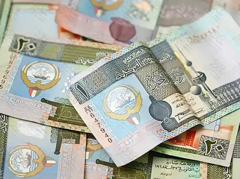 استقرار الدينار الكويتي أمام الجنيه المصري.. لماذا يظل من أكثر العملات متابعة في السوق؟