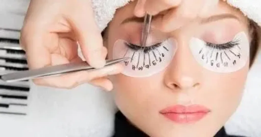 وصلات الرموش