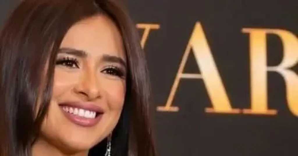 ياسمين عبد العزيز تُكرّم في بيفرلي هيلز وتستعد للعودة إلى السينما