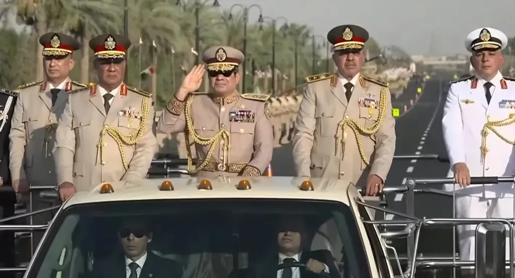 الرئيس السيسي يفتتح مقر القيادة الاستراتيجية بالعاصمة الإدارية الجديدة بث مباشر
