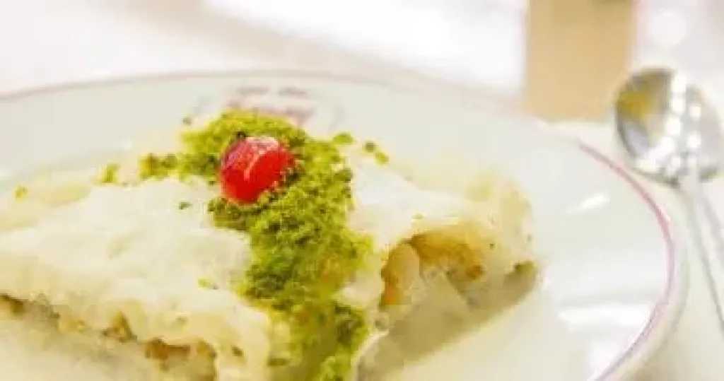 طريقة عمل حلوى الحليب الباردة في 10 دقائق.. وصفة صيفية منعشة بدون فرن