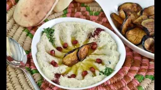 طريقة عمل البابا غنوج المدخن مثل المطاعم.. التكة السرية لمذاق لا يُقاوم